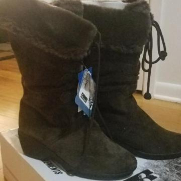 Khombu Shoes - Khombu Women Cold Weather Boots (NEW)